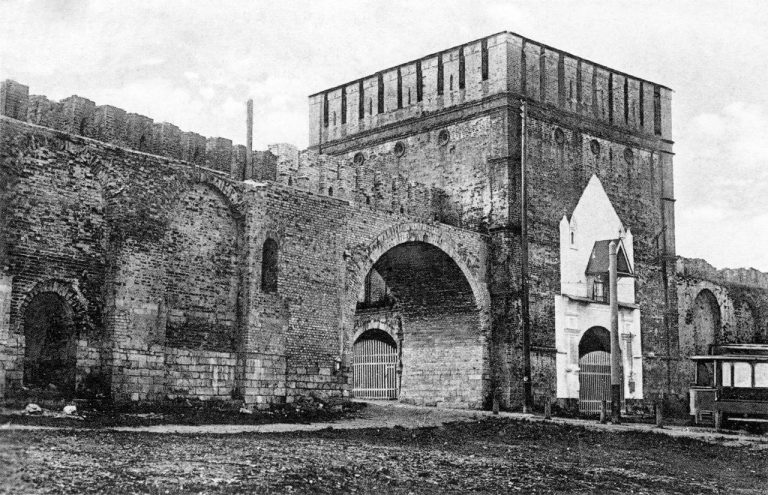 Смоленская крепостная стена начала XX века. Восточная часть