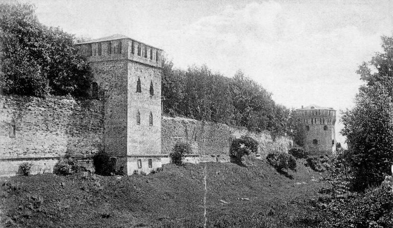 Смоленская крепостная стена начала XX века. Южная часть