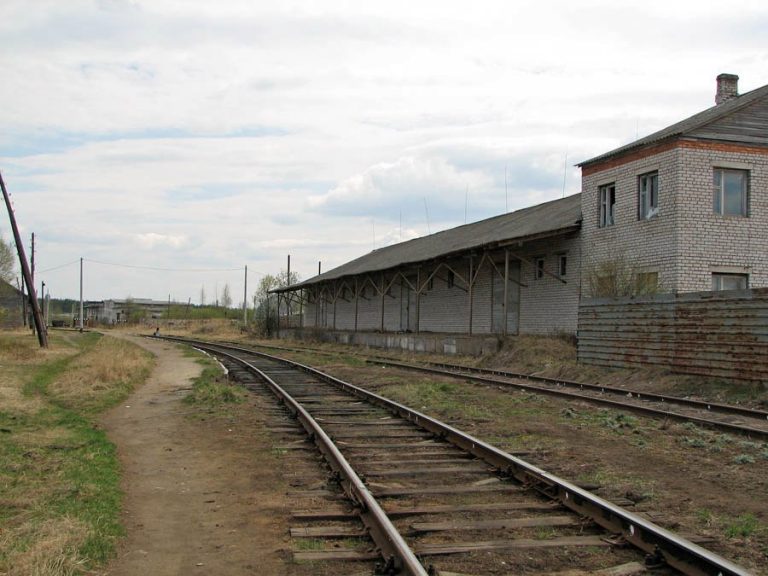 Станция Сошно неподалёку от посёлка Озерный