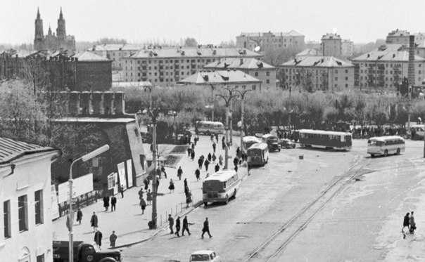 Площадь Смирнова (Победы) в 1967 году. Исторический кадр